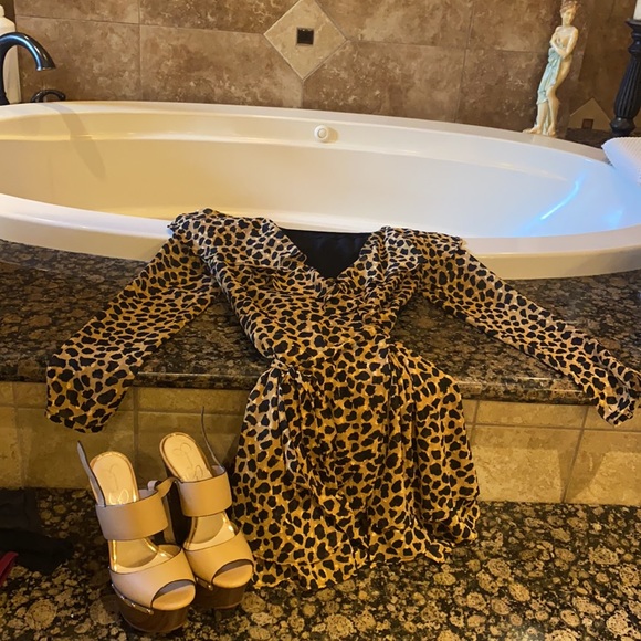 Free People Cheetah print wrap dress. - Picture 3 of 3